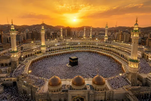 Hadits tentang Haji dan Umrah: Dalil, Keutamaan, dan Hikmah