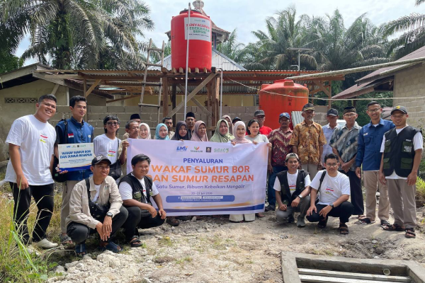 Masyarakat Sungai Sapak Sambut Gembira Program Sumur Bor dan Distribusi Mushaf Al-Qur’an